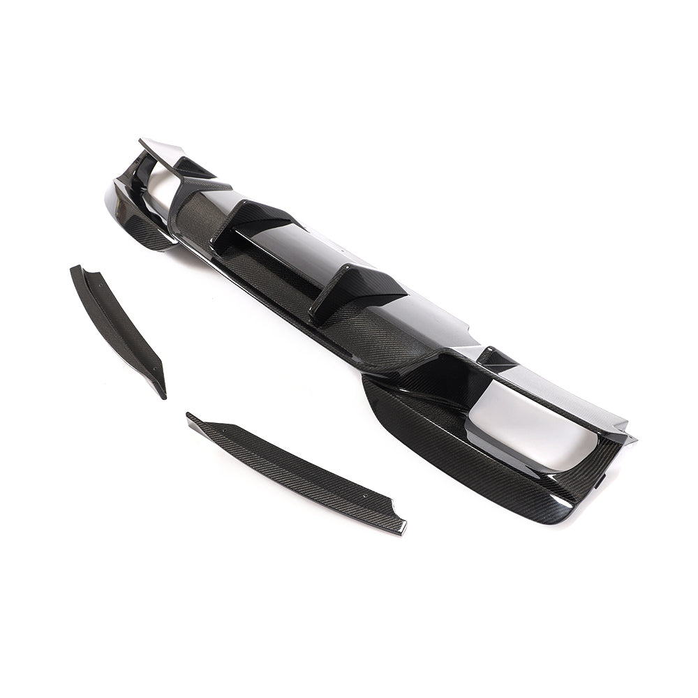 BMW 6-Series Base / BMW M6 - AK Style Wet Carbon Fiber Rear Diffuser