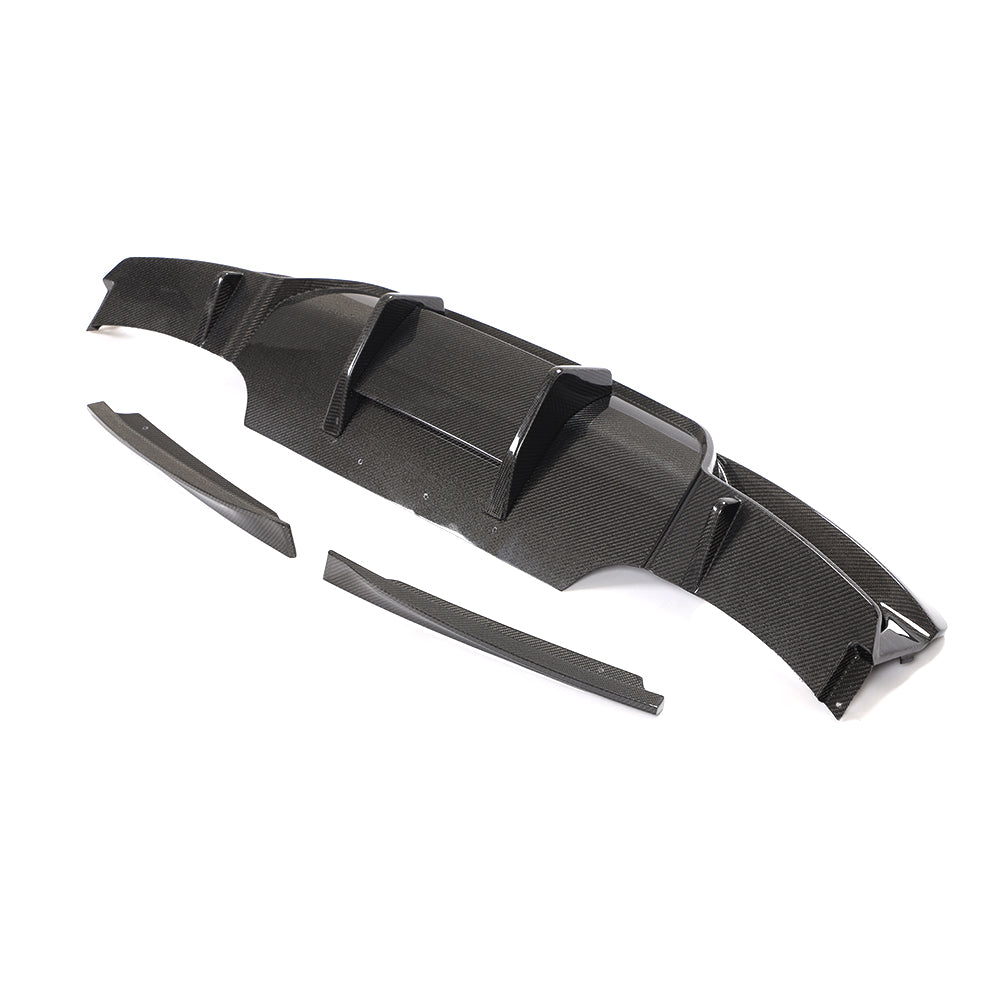BMW 6-Series Base / BMW M6 - AK Style Wet Carbon Fiber Rear Diffuser