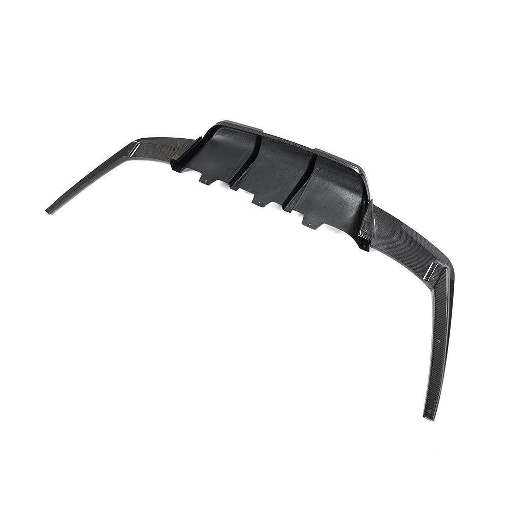 BMW 6-Series Base / BMW M6 - V-Style Wet Carbon Fiber Rear Diffuser