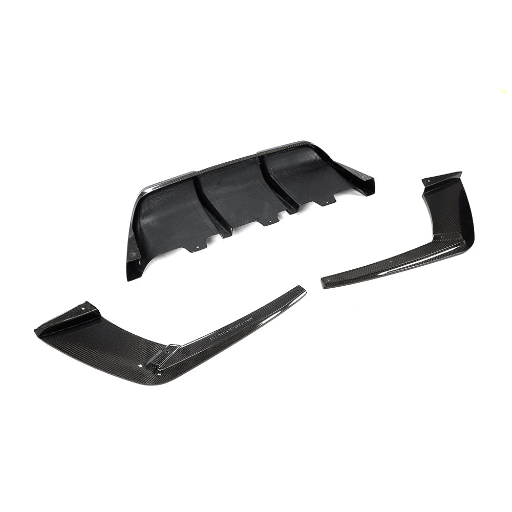 BMW 6-Series Base / BMW M6 - V-Style Wet Carbon Fiber Rear Diffuser