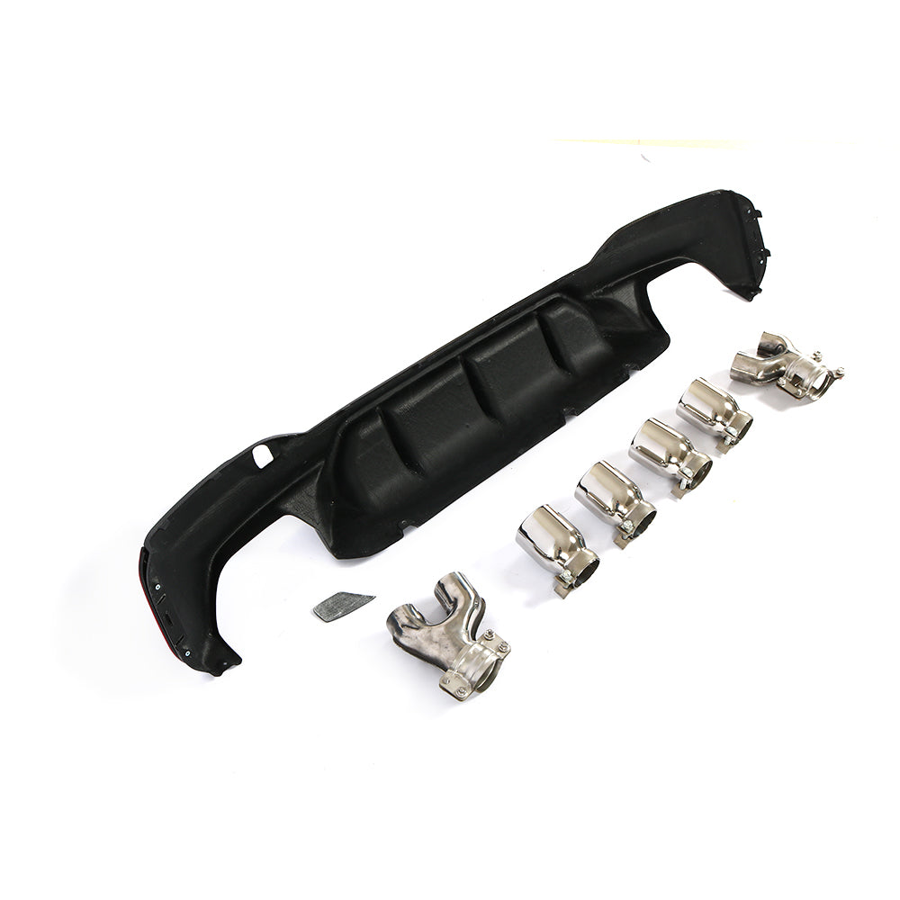 BMW G30 5-Series / BMW F90 M5 - P Style Wet Carbon Fiber Rear Diffuser